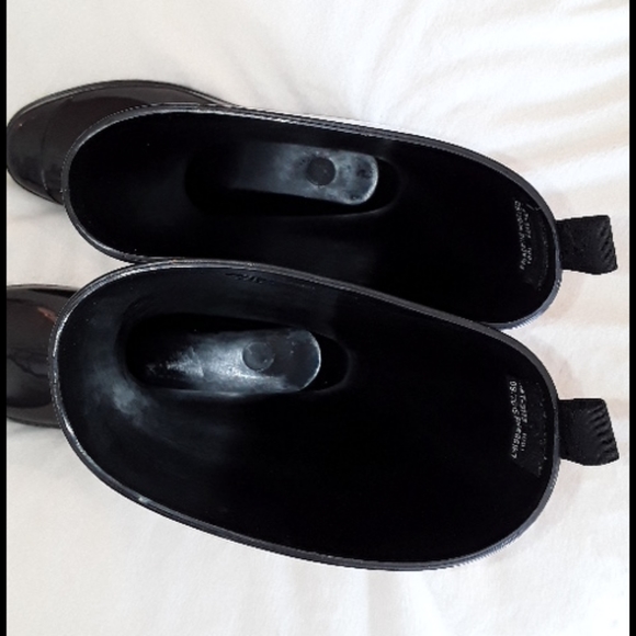 Capelli of New York Black Rain Boots - Picture 7 of 12